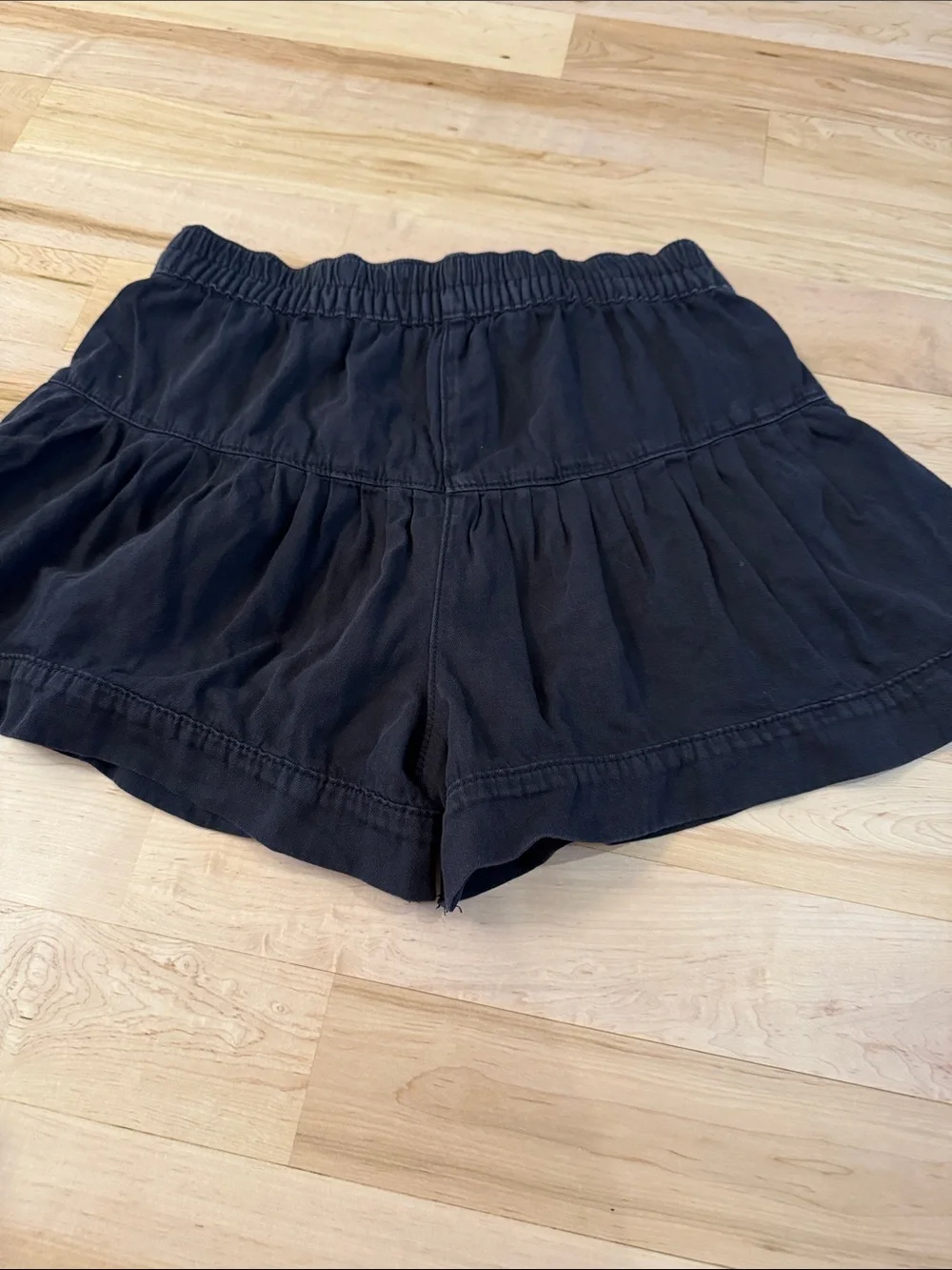Free People Fleur denim shorts-Tiered-100% Cotton-Black-Boho-XS
